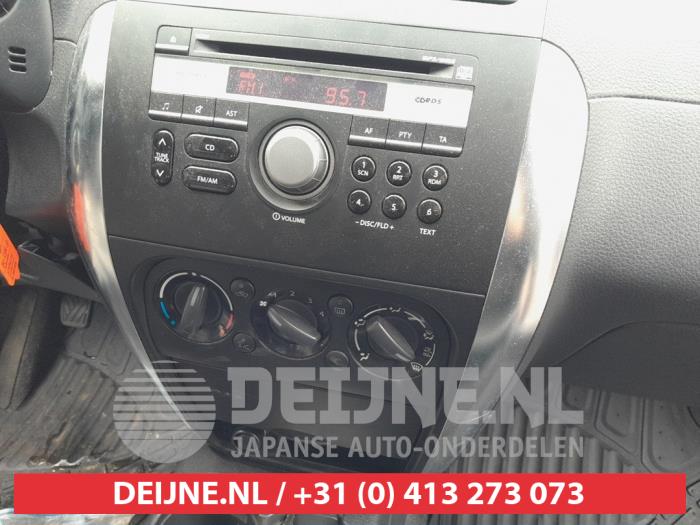 Suzuki SX-4 Radio O723470