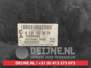 Mitsubishi Colt Slotenset Cilinder (compleet) O723505 foto 2