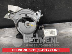 Nissan Qashqai Fenstermotor Tür O723565 foto 2