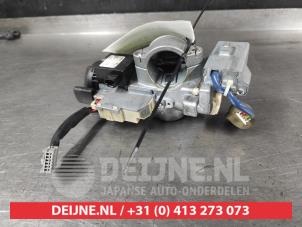 Nissan Qashqai Kontaktslot+Sleutel O723567 foto 2