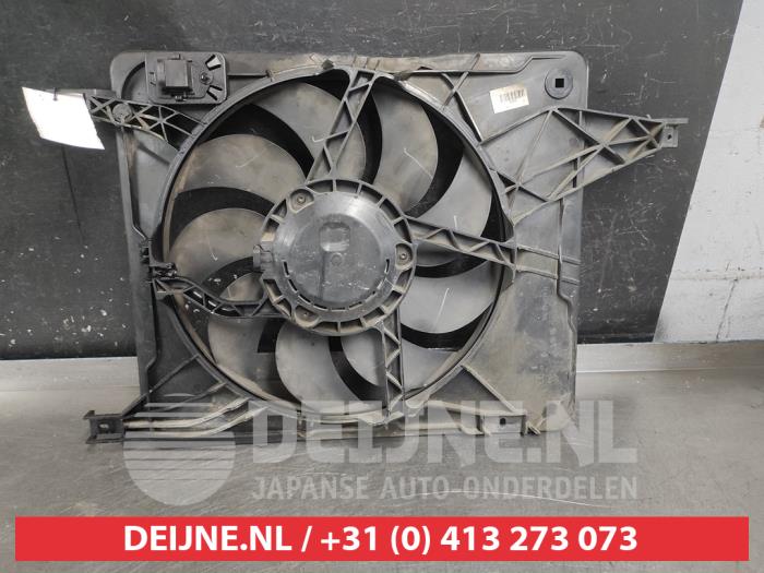 Nissan Qashqai Cooling fans O723581