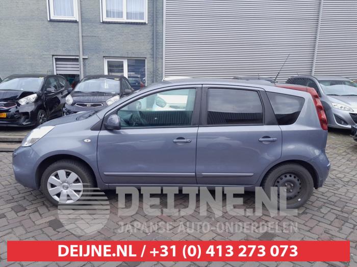 Nissan Note Portierruit 4Deurs links-achter O723609