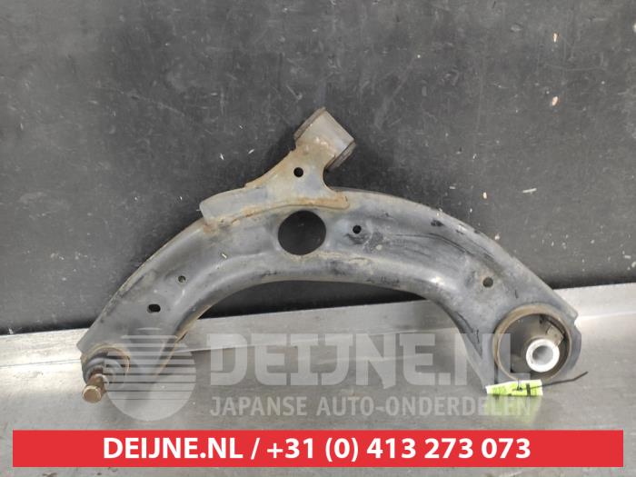 Mazda CX-3 Draagarm onder links-voor O723721