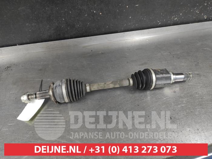 Mazda CX-3 Aandrijfas links-voor O723724