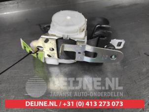 Suzuki Swift Veiligheidsgordel rechts-achter O723735 foto 2