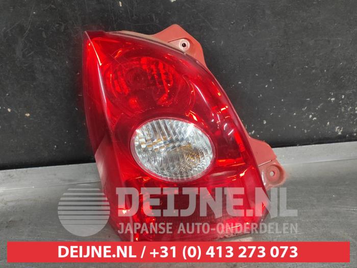 Suzuki Alto Achterlicht links O723755