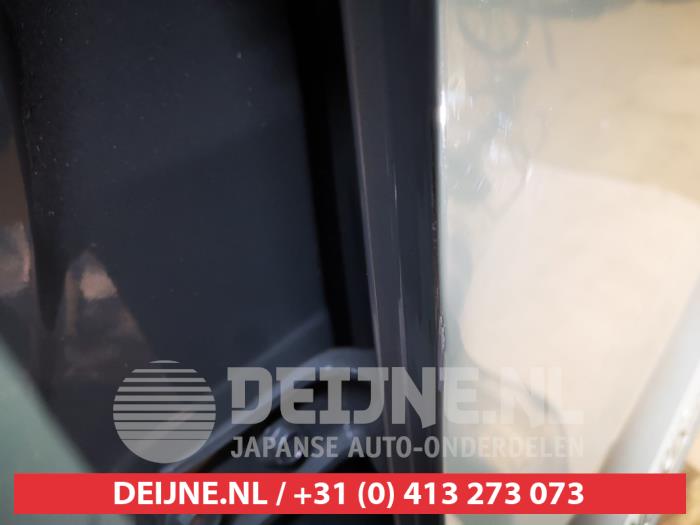 Toyota Yaris Cross Tür 4-türig links hinten O723803