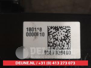 Kia Picanto Multi-functional window switch O723894 photo 2