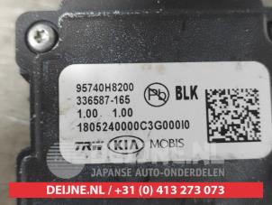Kia Stonic Kamera Vorderseite O723978 foto 2