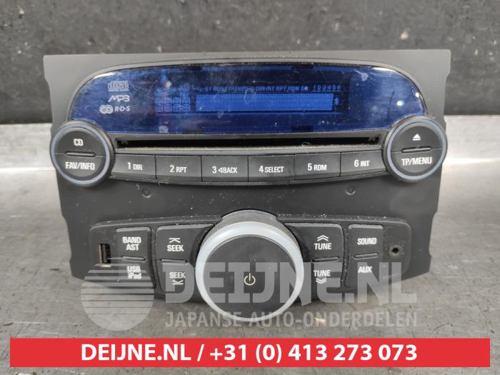 Chevrolet Spark Radio O724069