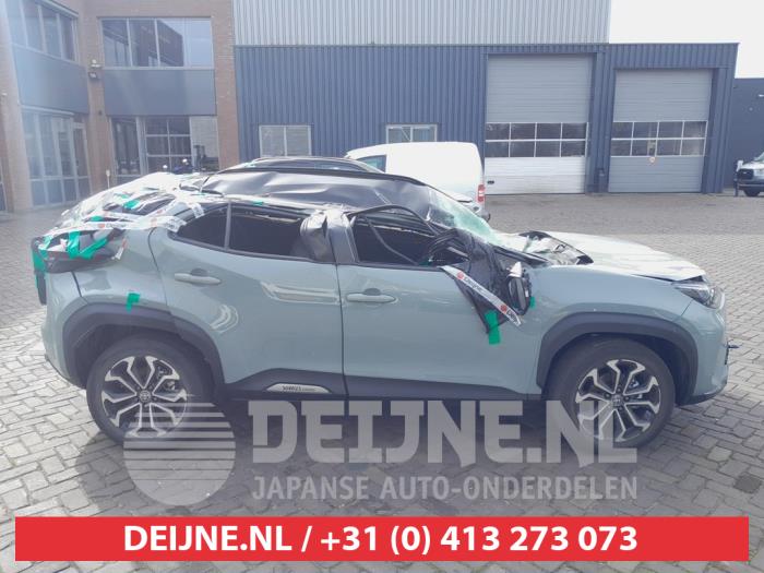 Toyota Yaris Cross Zijskirt rechts O724208