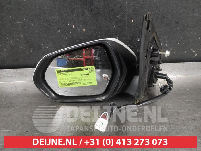 Toyota Yaris Buitenspiegel links O724212