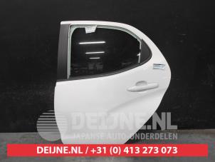 Toyota Yaris Tür 4-türig links hinten O724215 foto 2