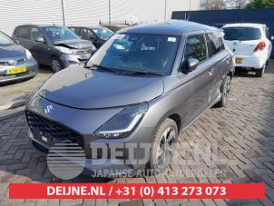Suzuki Swift Bonnet O724245 photo 2