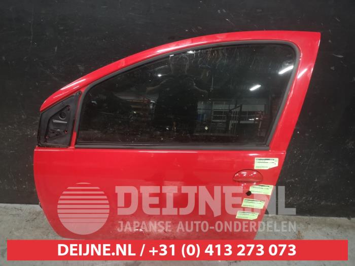 Toyota Aygo Tür 4-türig links vorne O724384