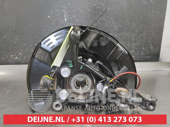 Toyota Yaris Cross Achsschenkel links vorne O724416