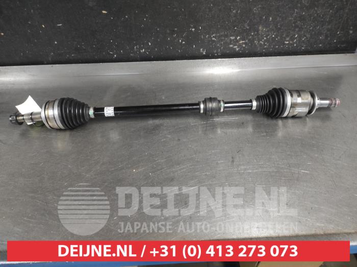 Toyota Yaris Cross Antriebswelle rechts vorne O724425