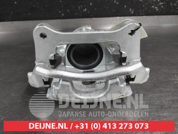Toyota Yaris Cross Remklauw (Tang) rechts-voor O724429