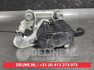 Toyota Yaris Cross Rear brake calliper, left O724432 photo 2