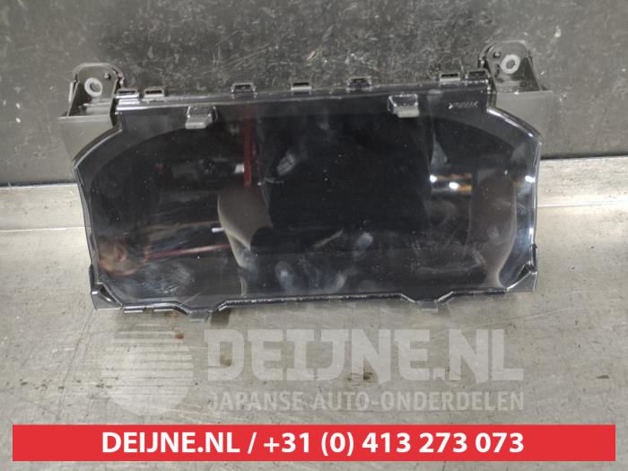 Toyota Yaris Cross Tacho - Kombiinstrument KM O724436