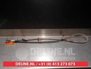 Gebruikte Handrem Kabel Honda Civic (FK/FN) 1.8i VTEC 16V Prijs € 20,00 Margeregeling aangeboden door V.Deijne Jap.Auto-onderdelen BV
