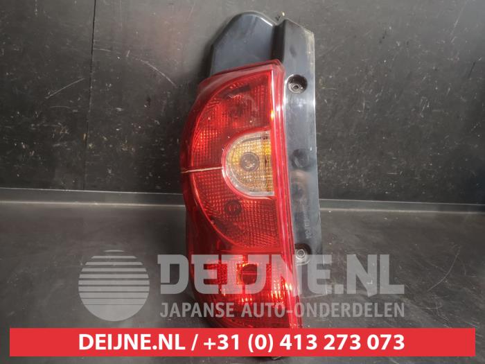 Mitsubishi Colt Achterlicht links O724488