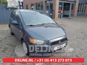 Mitsubishi Colt Front wing, right O724494 photo 3
