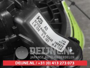 Hyundai I30 Kachel Ventilatiemotor O724555 foto 3