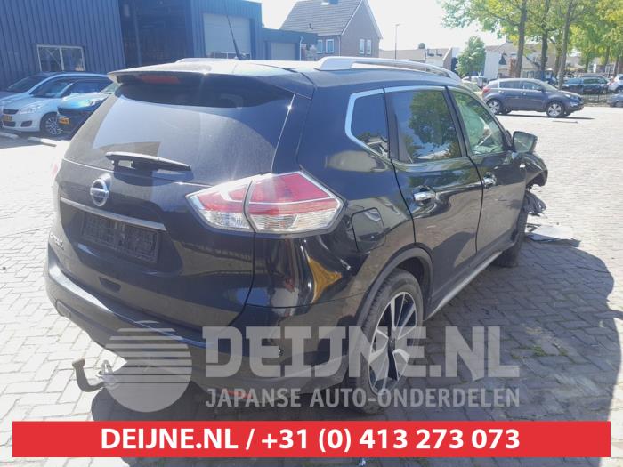 Nissan X-Trail Heckklappenreflektor rechts O724584