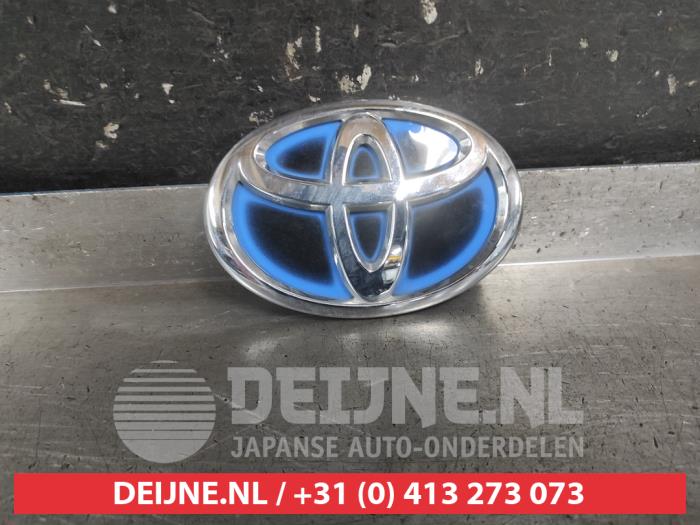 Toyota Yaris Emblem O724677