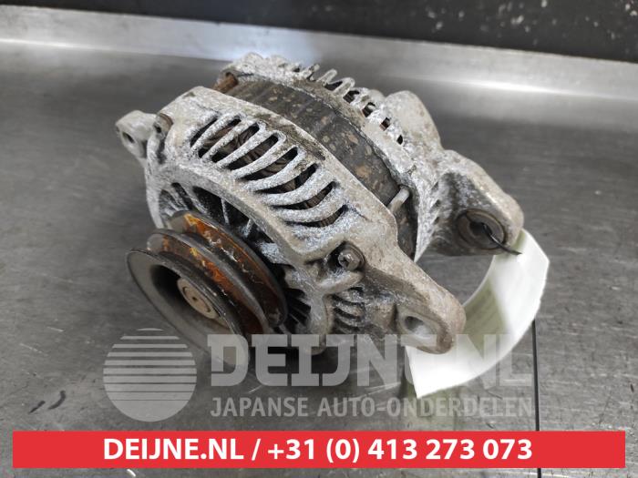 Gebruikte Dynamo Mitsubishi Pajero Hardtop (V8/9) 3.2 DI-D 16V Autom. Prijs € 75,00 Margeregeling aangeboden door V.Deijne Jap.Auto-onderdelen BV