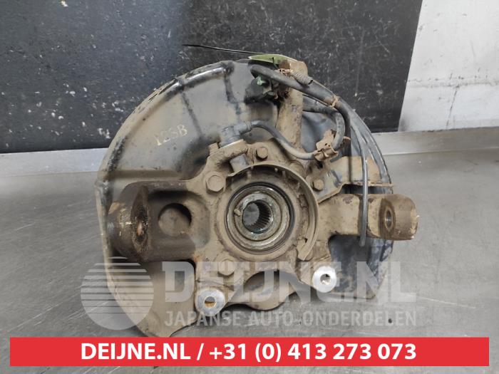 Mitsubishi Pajero Achsschenkel rechts vorne O724701