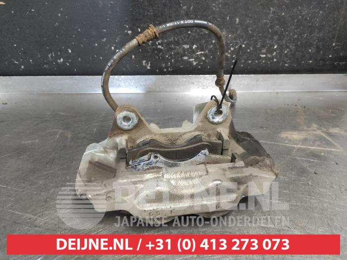 Mitsubishi Pajero Bremszange rechts vorne O724703
