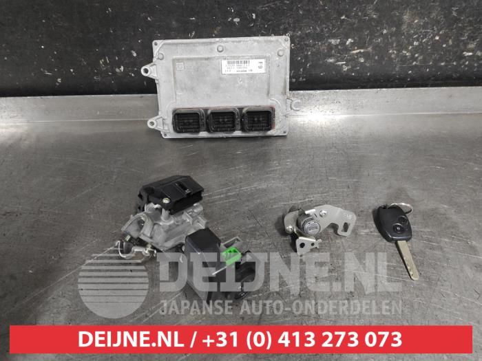 Honda Jazz Kontaktslot+Sleutel O724754