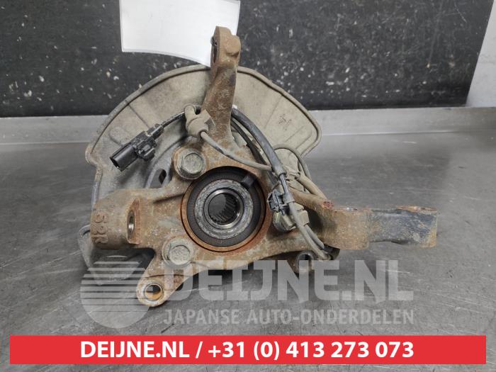 Suzuki Swift Achsschenkel links vorne O724784