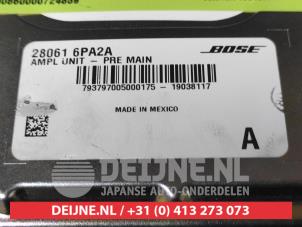 Nissan Juke Radio versterker O724859 foto 3