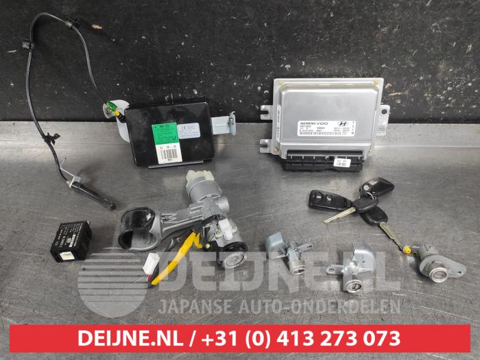 Hyundai Tucson Ignition lock + key O725051