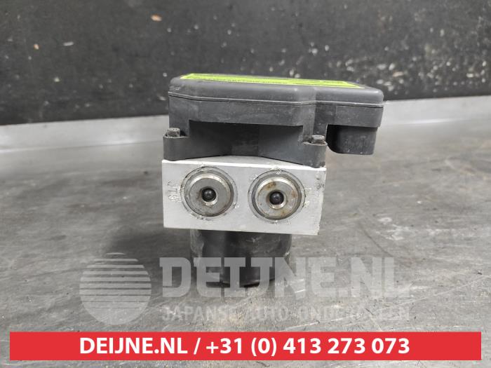 Hyundai Tucson ABS pump O725062