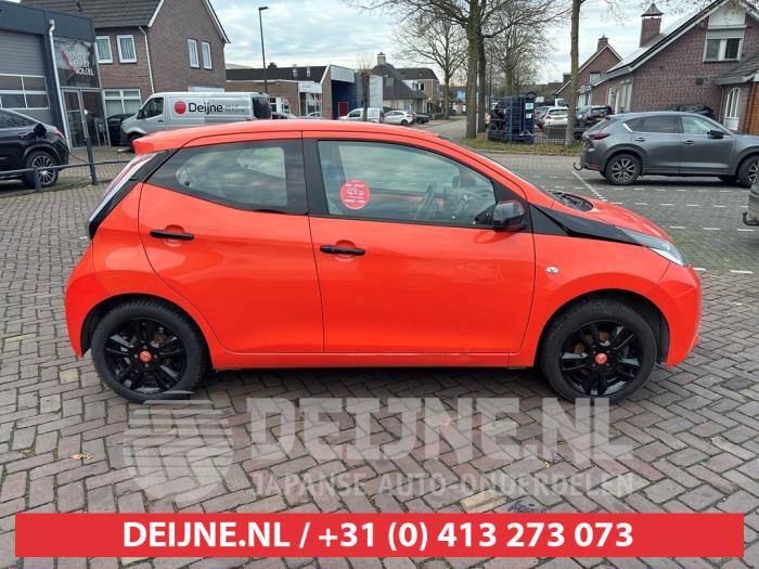 Toyota Aygo Portierruit 4Deurs rechts-achter O725109