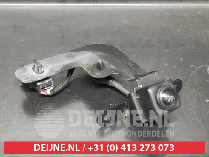Nissan Navara Front camera O725194