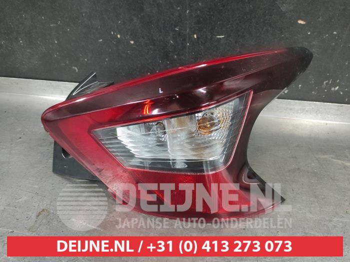 Nissan Micra Rücklicht rechts O725216
