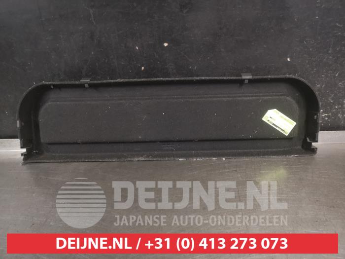 Suzuki Swift Hoedenplank O725287