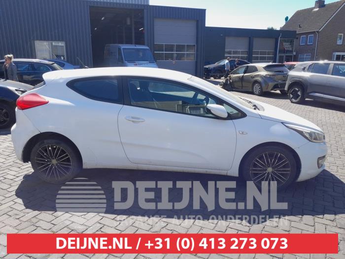 Kia Pro Ceed Türscheibe 2-türig rechts O725309