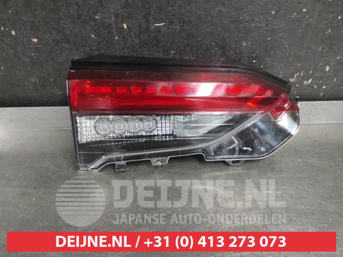 Toyota Rav-4 Tailgate reflector, left O725368