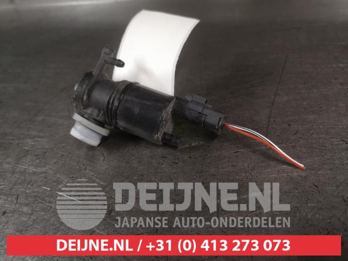 Nissan Navara Scheibensprüherpumpe vorne O725390