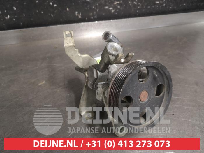 Gebruikte Servopomp Nissan NP 300 Navara (D23) 2.3 dCi twinturbo 16V 4x4 Prijs op aanvraag aangeboden door V.Deijne Jap.Auto-onderdelen BV