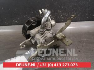 Nissan Navara Power steering pump O725392 photo 2