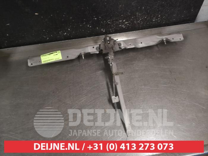 Toyota Yaris Verso Slotplaat voor O725461