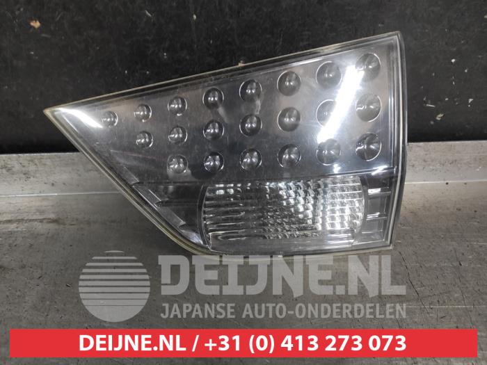 Mitsubishi Outlander Heckklappenreflektor rechts O725489