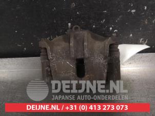 Toyota Yaris Front brake calliper, right O725494 photo 3